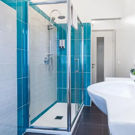 Appartamento Central Station 13min - 2 Bedrooms, 2 Bathrooms, Metro *